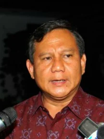 Featured Post Image - Biodata Prabowo Subianto: Karier dan Perjalanan Hidup